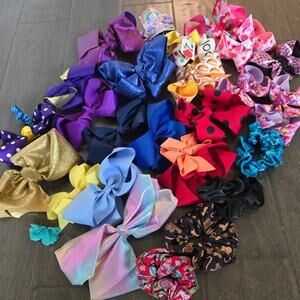 Lot of 20+ Handmade Girls Bows Small and Large Sizes
